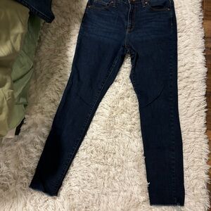 Universals thread. Size 12x31 regular.